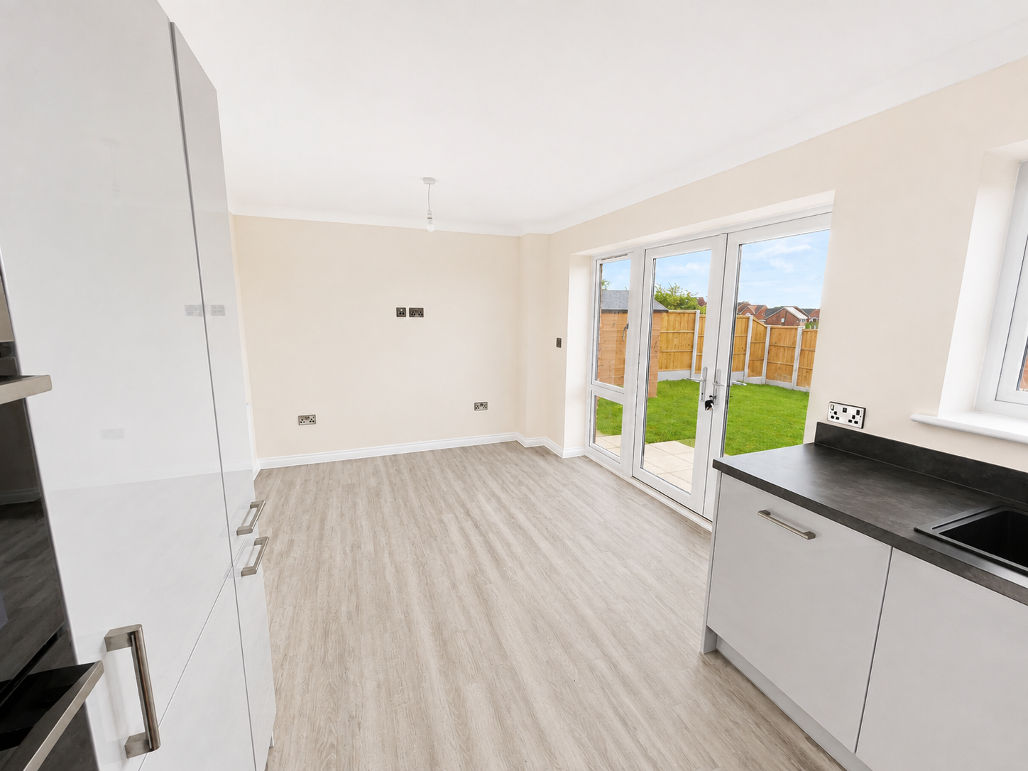 Lowans Court – “The Damask” 3 Bedroom Semi Detached (Plots 10,11,12 & 13)