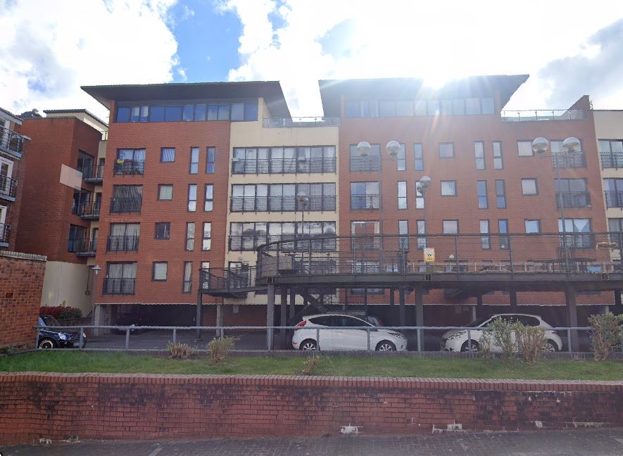 Apartment 8, 8 Rea Place – 2 Bed – 50% Share