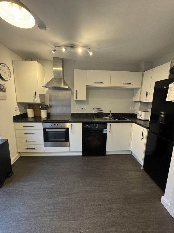 18 Wheelbarrow Way – 2 Bed House – 40% Share