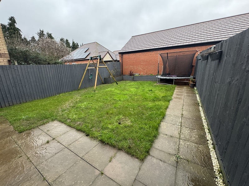 18 Wheelbarrow Way – 2 Bed House – 40% Share