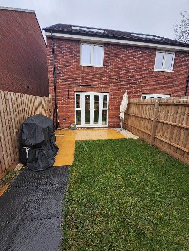 5 Satchwell Walk – 2 Bed House – 30% Share