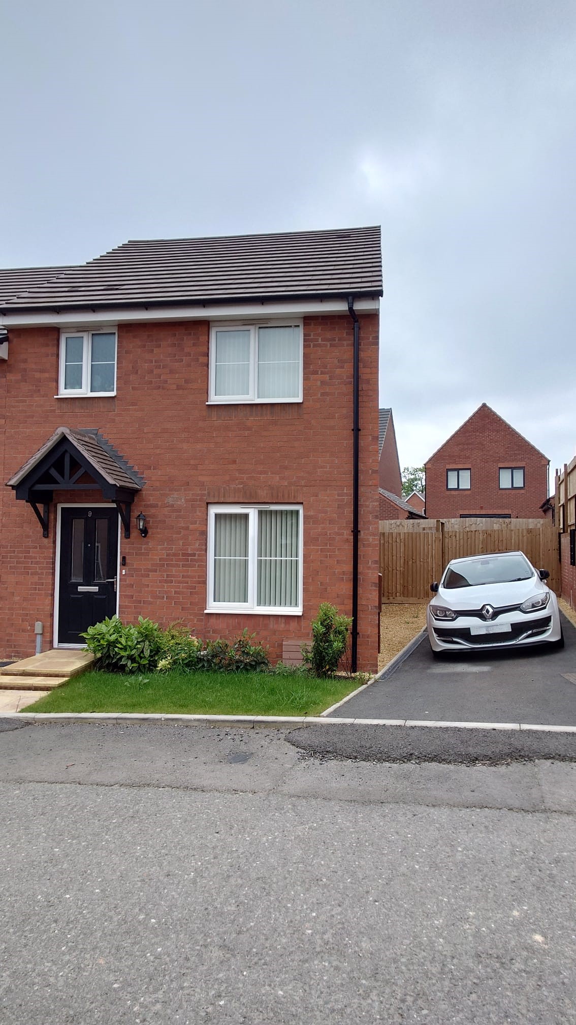 9 Old Bell Walk – 3 Bed House – 35% Share