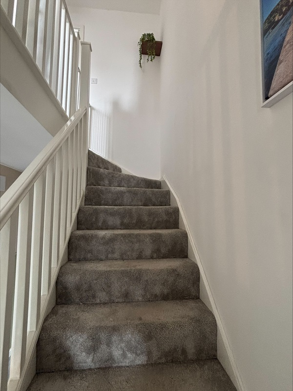 8 Moat Lane – 2 Bed House – 40% Share