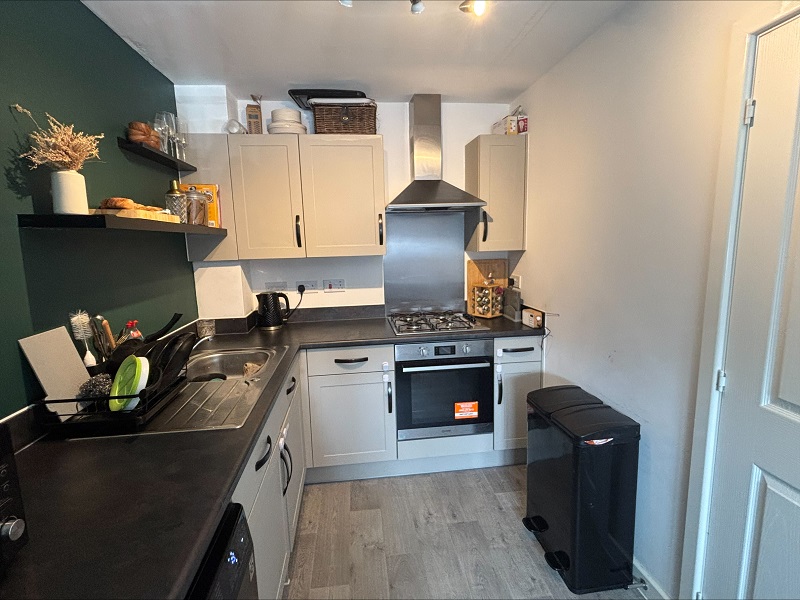 8 Moat Lane – 2 Bed House – 40% Share