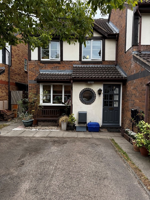 33 Chichester Close – 3 Bed House – 50% Share