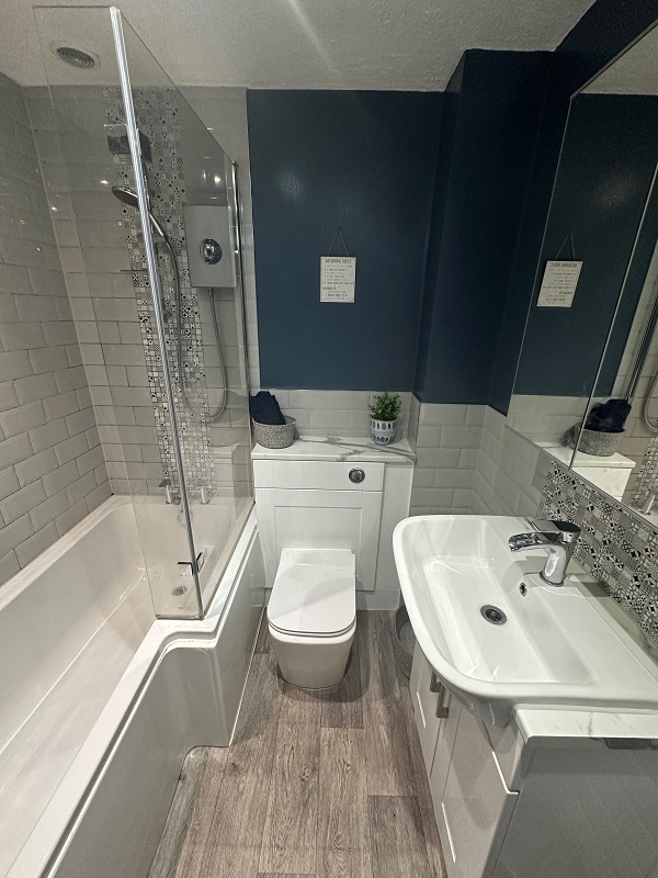 7 Lea Walk – 2 Bed House – 25% Share