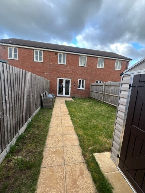 2 Herwick Close – 2 Bed House – 40% Share