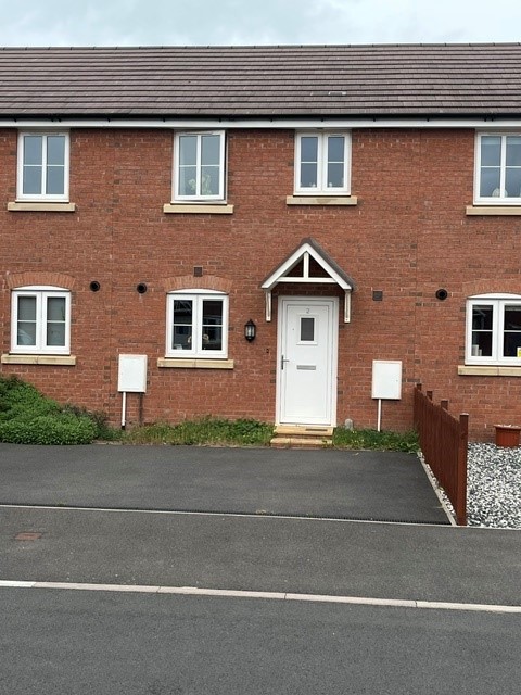 2 Herwick Close – 2 Bed House – 40% Share