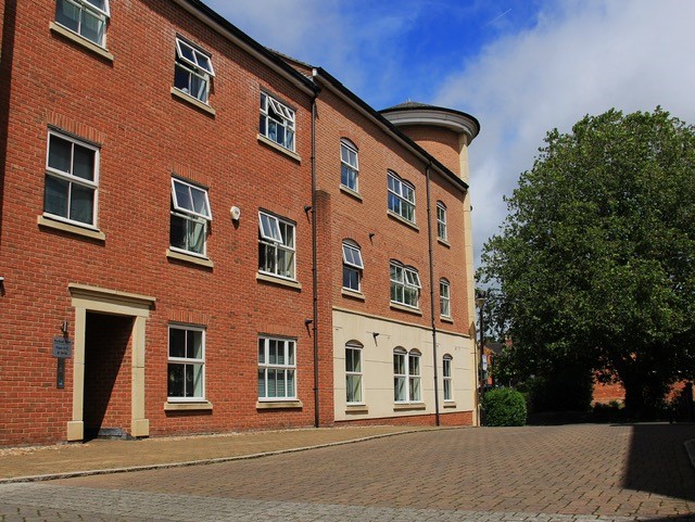 7 Portland Point, Armstrong Drive – 1 Bed Apartment