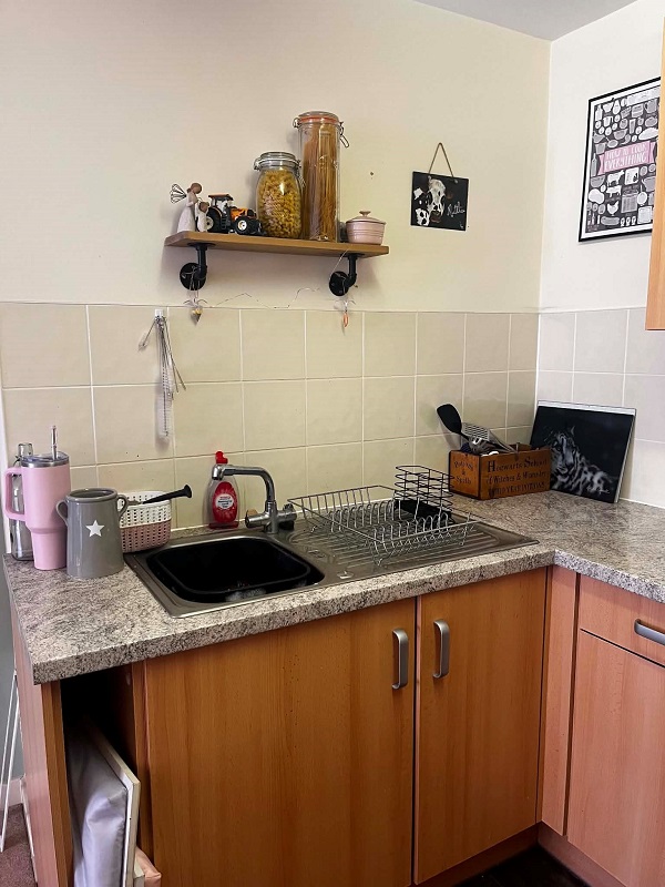 7 Portland Point, Armstrong Drive – 1 Bed Apartment