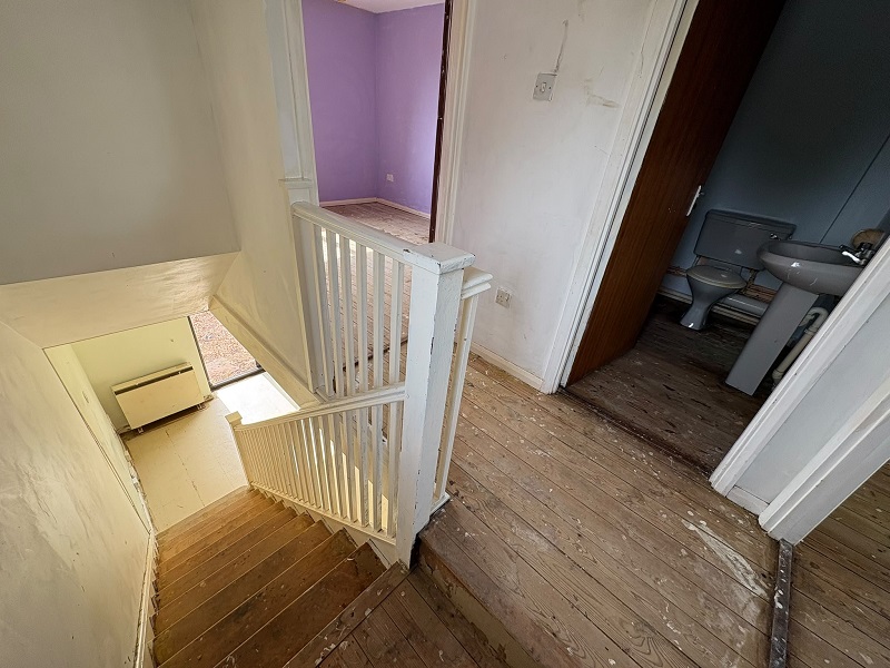 17 Lea Walk – 2 Bed House – 50% Share