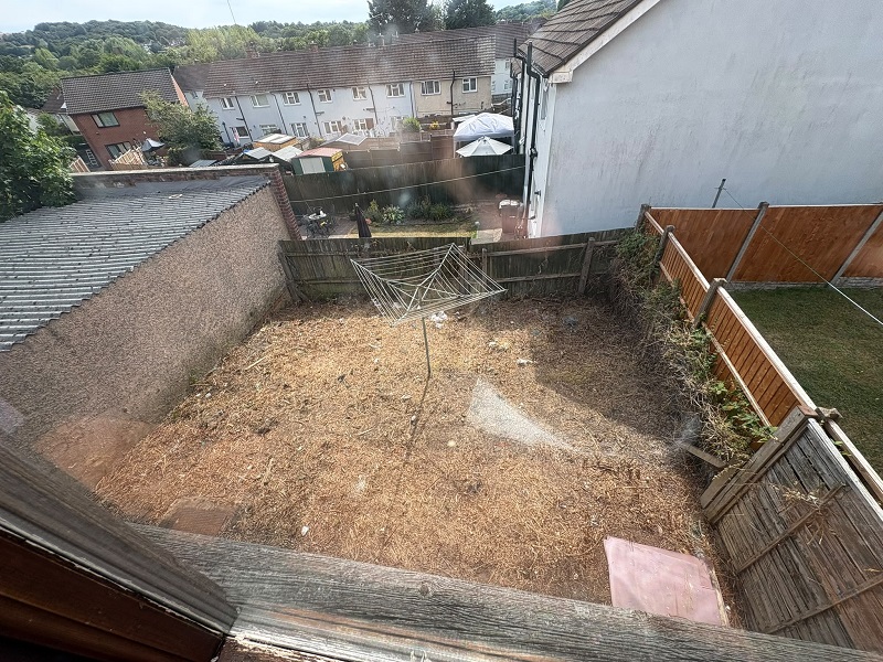 17 Lea Walk – 2 Bed House – 50% Share