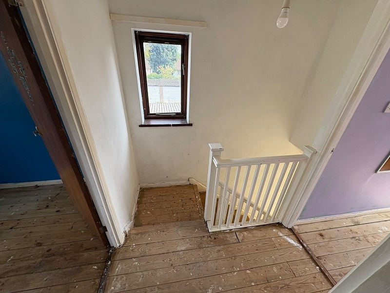 17 Lea Walk – 2 Bed House – 50% Share