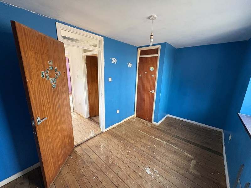 17 Lea Walk – 2 Bed House – 50% Share