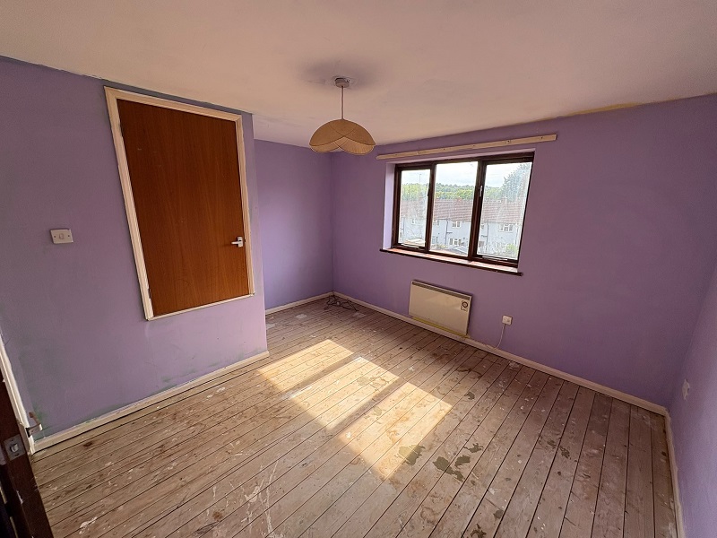 17 Lea Walk – 2 Bed House – 50% Share
