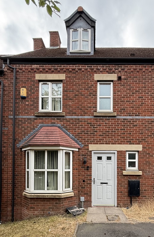 9 Parklands Avenue – 4 Bed House – 50% Share