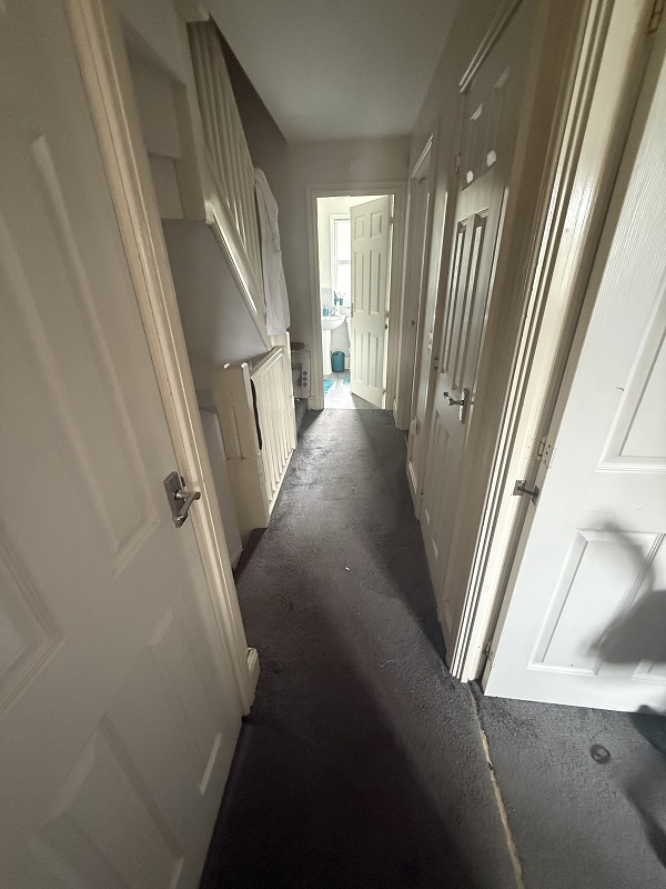 9 Parklands Avenue – 4 Bed House – 50% Share