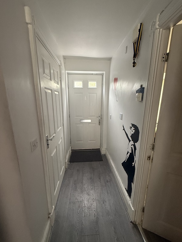 9 Parklands Avenue – 4 Bed House – 50% Share