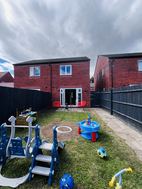 15 Harrow Close – 2 Bed House – 40% Share