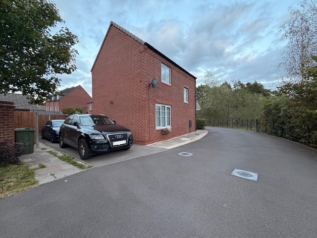36 New Meadow Close – 3 Bed House – 35% Share