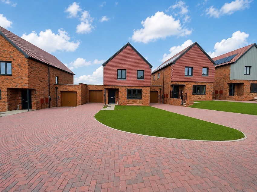 Lowans Court – “The Chenille” 3 Bedroom Link Detached (Plot 2)